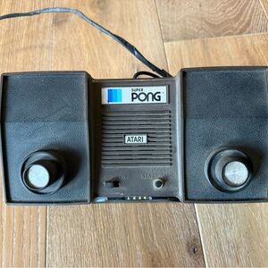 Vintage Atari Super Pong